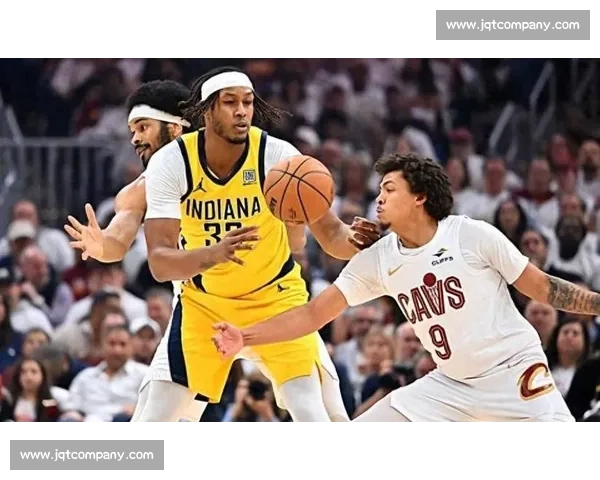 骑士队与步行者首战激烈对决精彩纷呈，双方拼劲十足引发热议